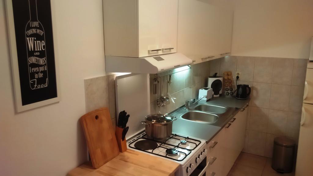 Apartment Jere & Anka Примоштен Екстер'єр фото